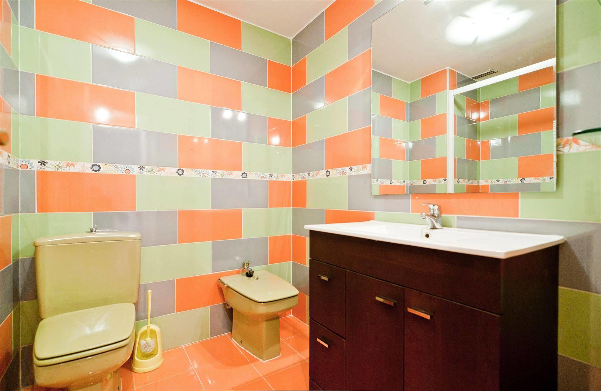 Apartamentos Aqui Me Quedo Madrid Esterno foto